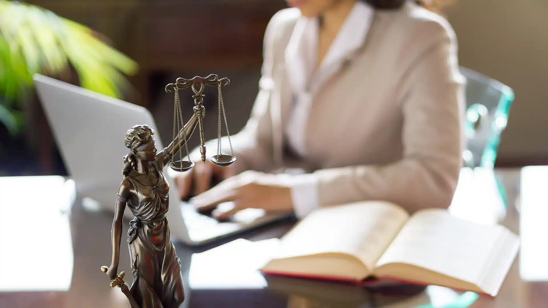 Why Boutique Firms Like Mellado & Mellado Villarreal Often Outperform Large Firms